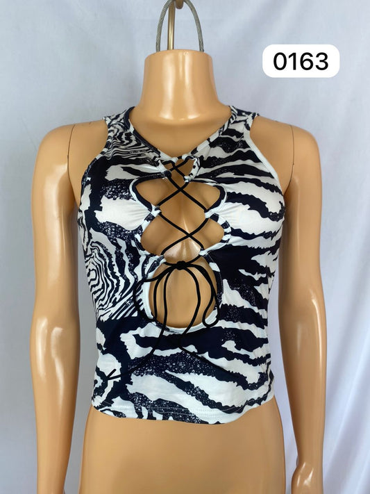 camisa con escote