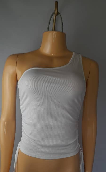 camisa de una sola manga